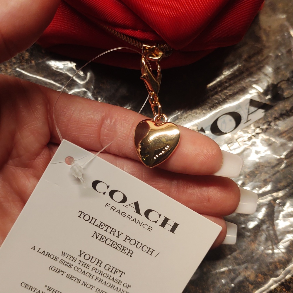 NEW! COACH Heart Love Toiletries Cosmetics Bag With Gold Heart Charm - Picture 7 of 12